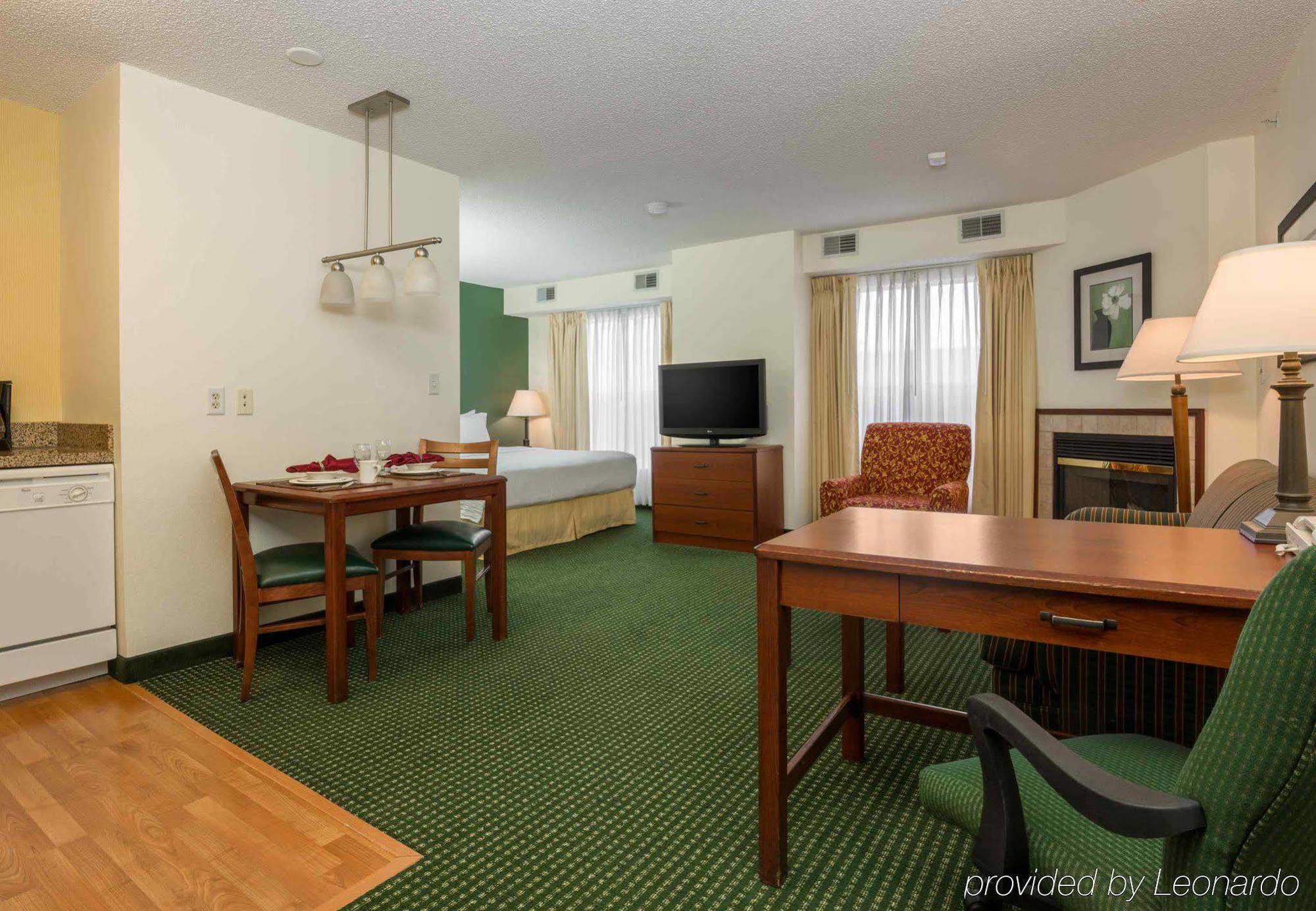 Residence Inn Houston North Exteriér fotografie