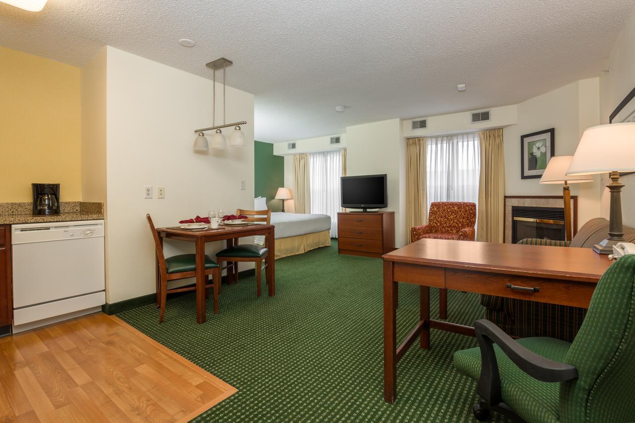 Residence Inn Houston North Exteriér fotografie
