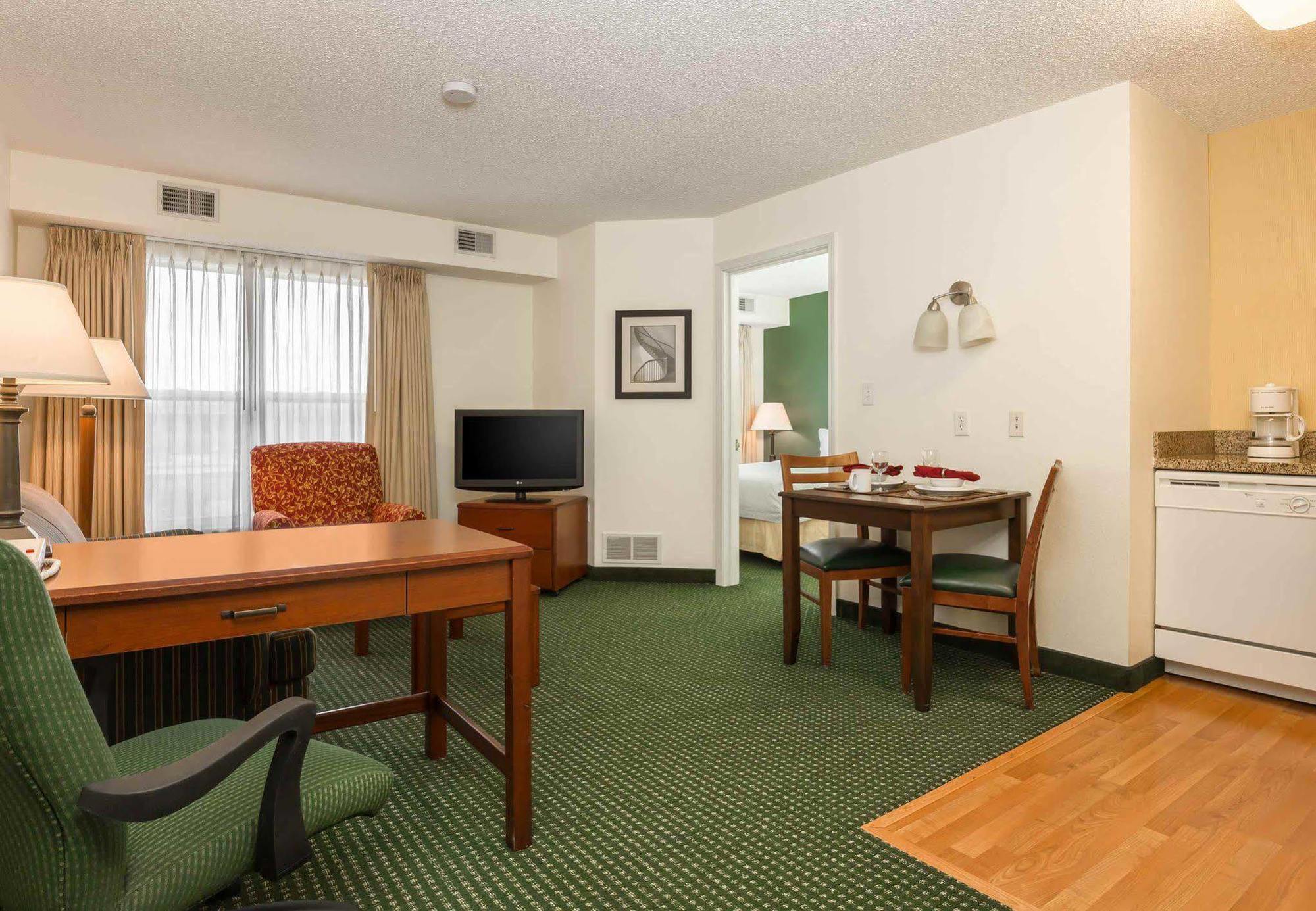 Residence Inn Houston North Exteriér fotografie