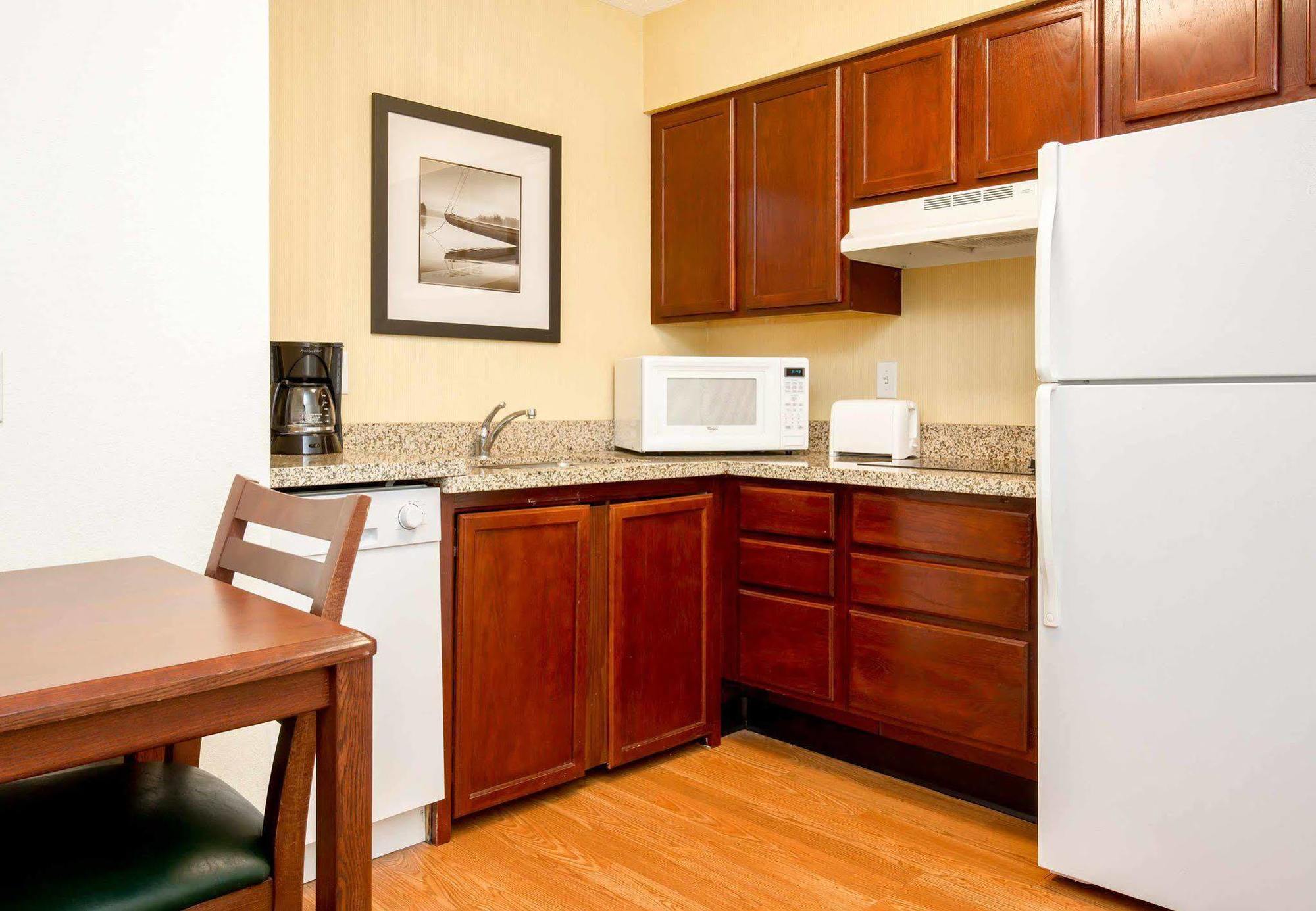 Residence Inn Houston North Exteriér fotografie